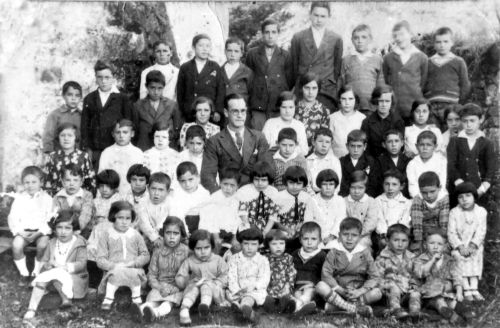 192x - Foto escolar en Bolibar (Escoriaza)